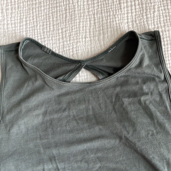 Lululemon Low Key Tank - Picture 8 of 11